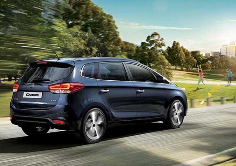 Kia Carens (2013-19) (3)