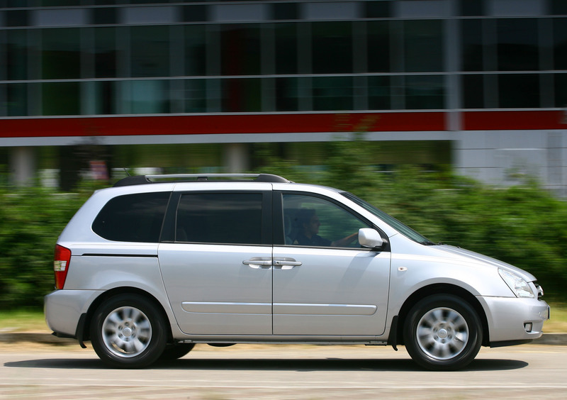 Kia Carnival (2006-10) (23)