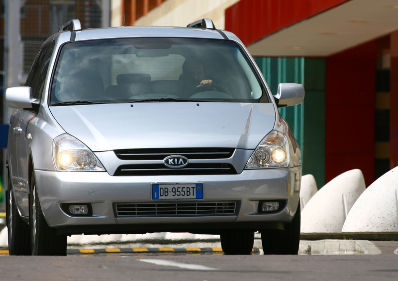 Kia Carnival (2006-10) (31)