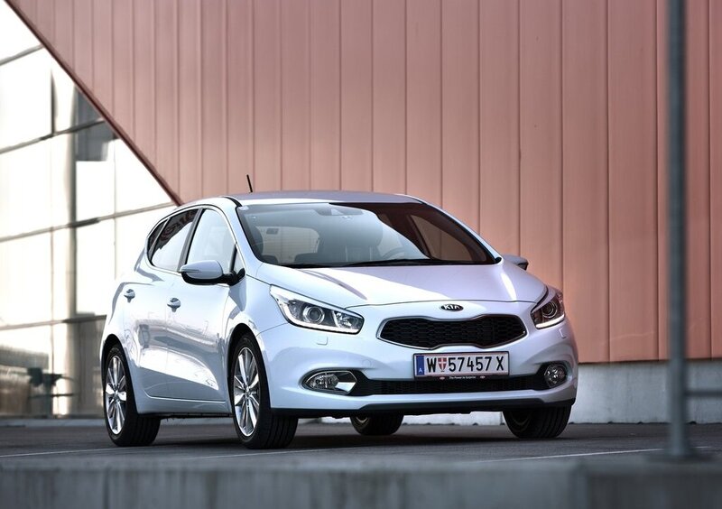 Kia Cee'd (2012-18) (11)