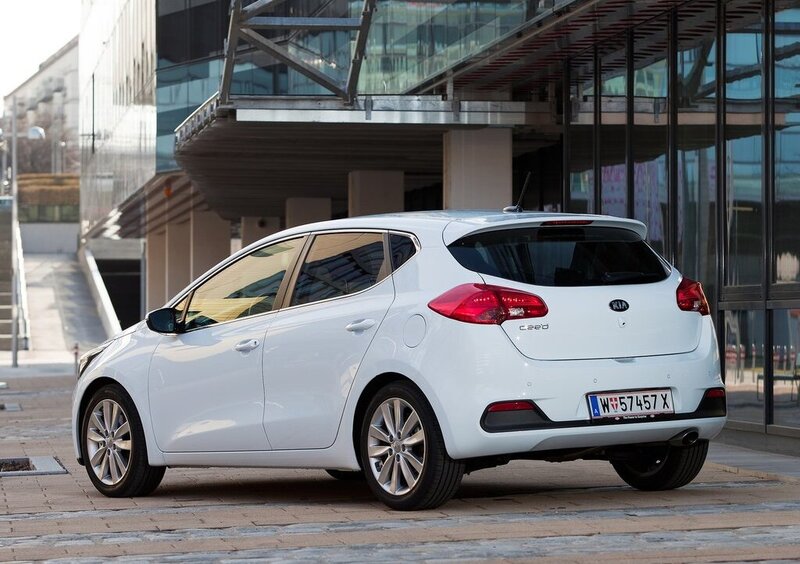 Kia Cee'd (2012-18) (23)