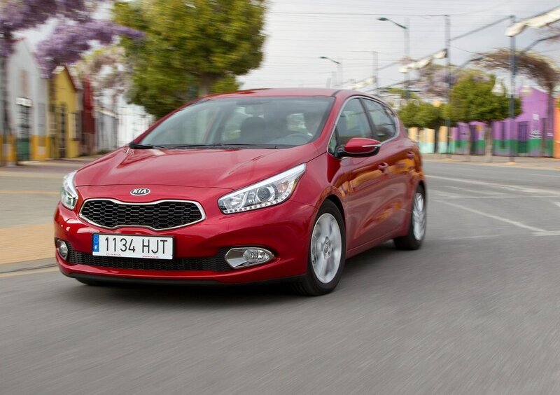 Kia Cee'd (2012-18) (40)