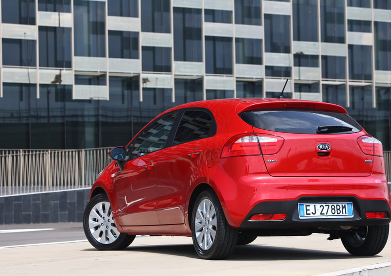 Kia Rio (2011-17) (7)