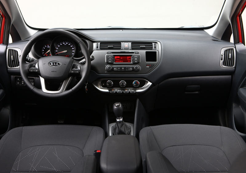 Kia Rio (2011-17) (21)