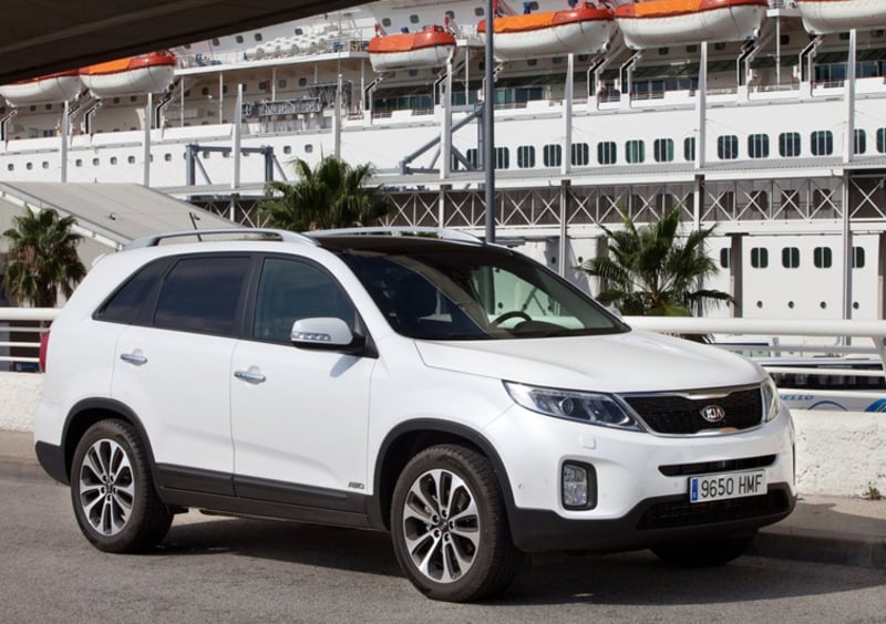 Kia Sorento (2009-15) (3)