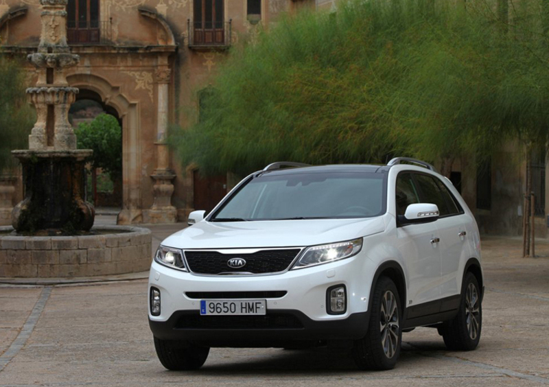 Kia Sorento (2009-15) (12)