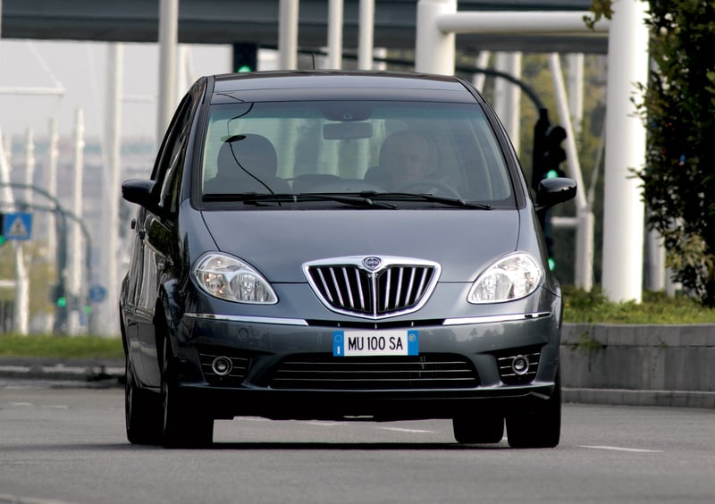 Lancia Musa (2007-13) (6)