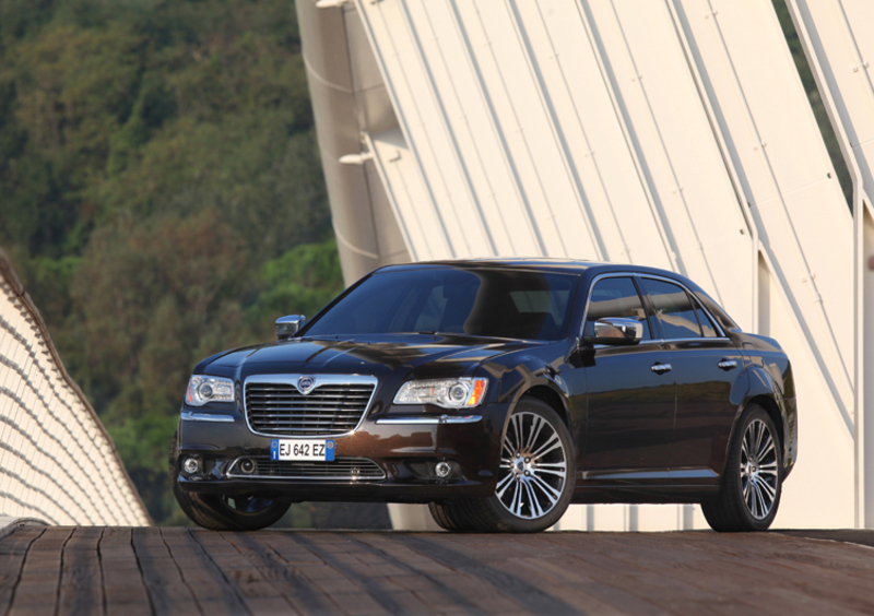 Lancia Thema (2011-14) (6)