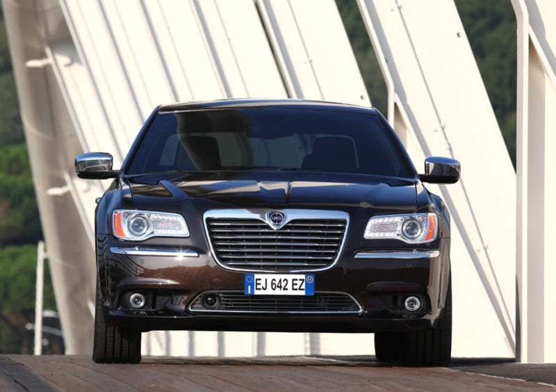 Lancia Thema (2011-14) (7)