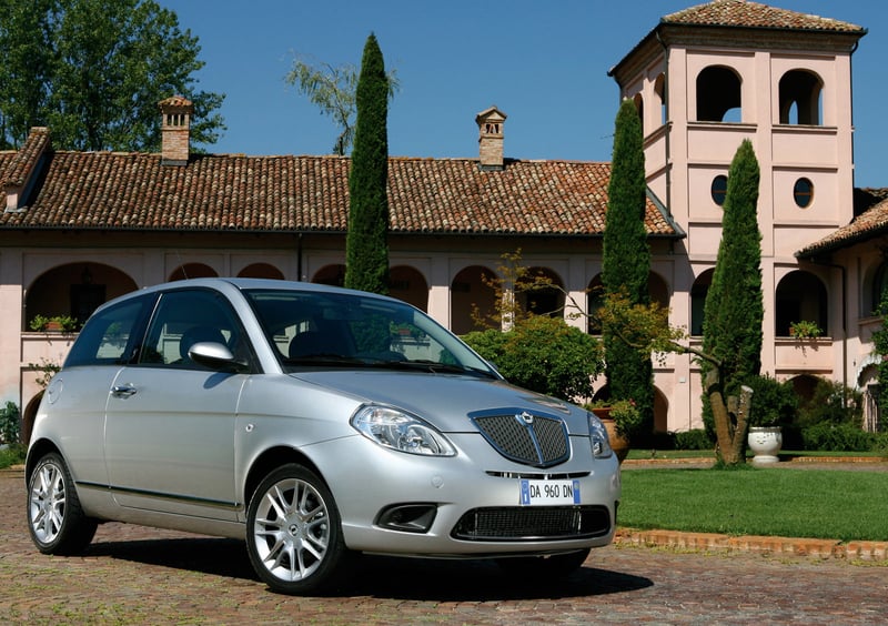 Lancia Ypsilon (2006-13) (3)