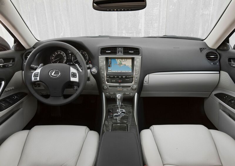 Lexus IS (2005-12) (10)