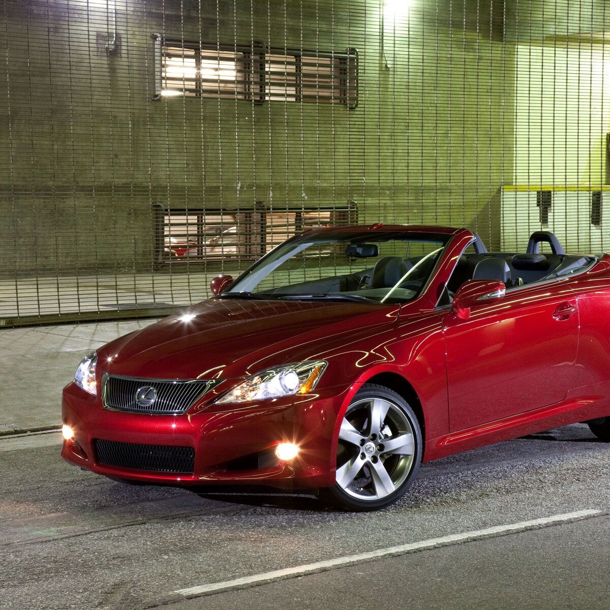 Lexus IS Cabrio