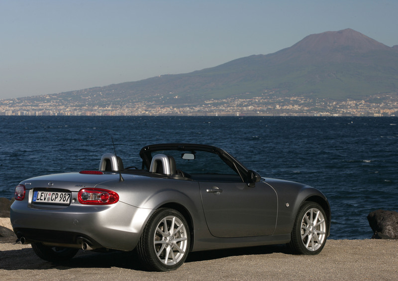 Mazda MX-5 (2005-15) (2)