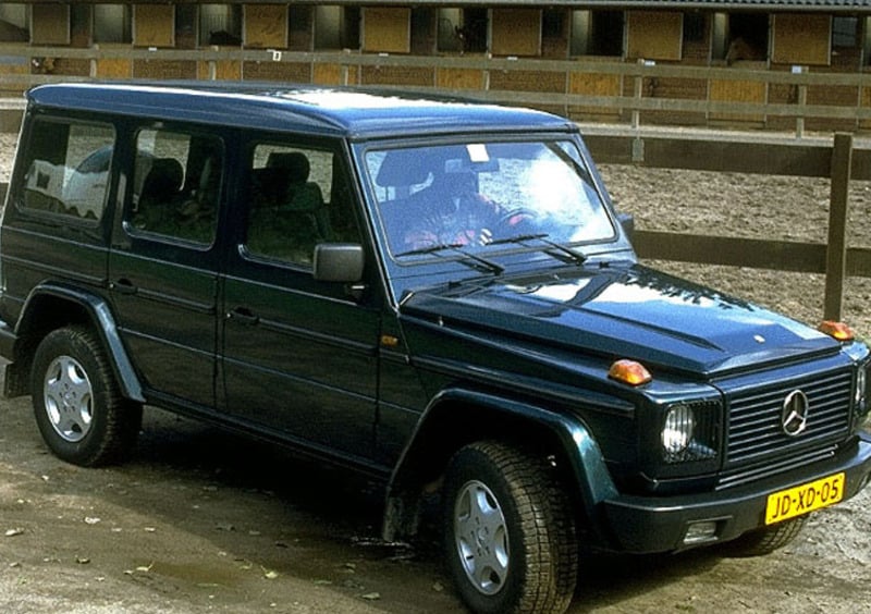 Mercedes-Benz 200 (1986-93) (5)