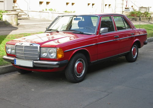 Mercedes-Benz 240 (1979-85)