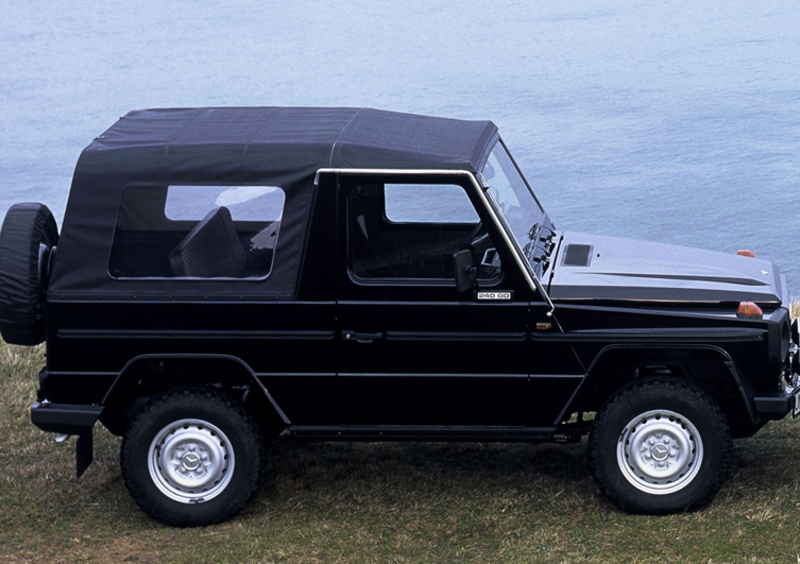 Mercedes-Benz 240 (1979-88) (2)