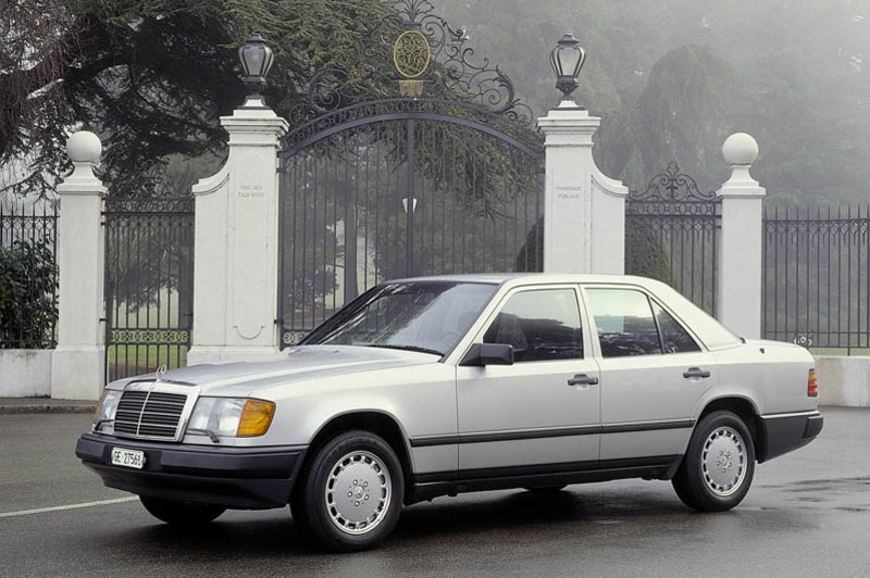 Mercedes-Benz 300 (1985-93)