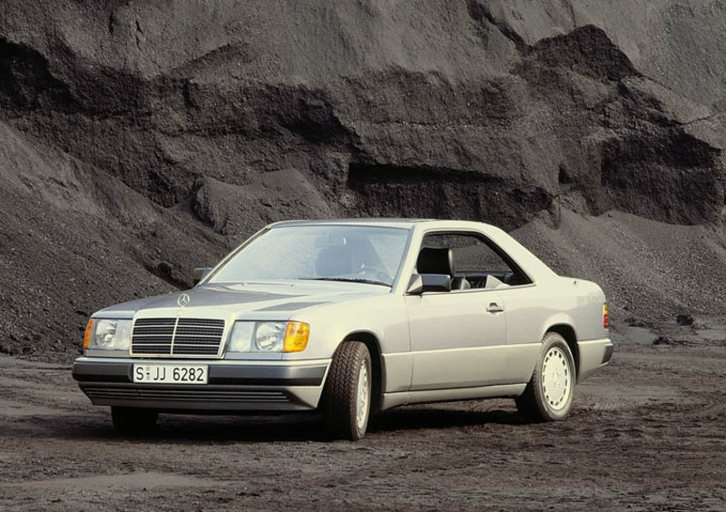 Mercedes-Benz 320 Coupé (1992-93)