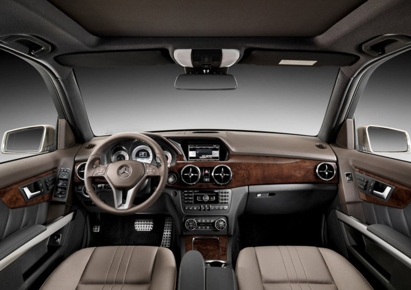Mercedes-Benz GLK (2008-15) (17)