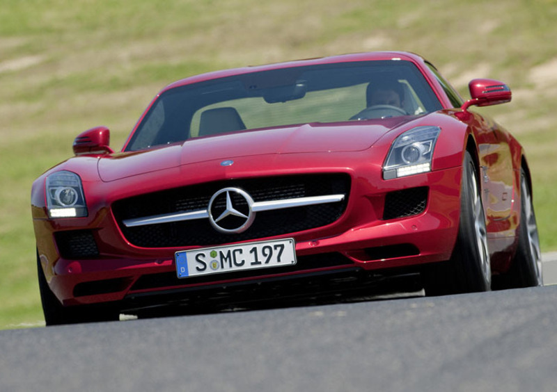 Mercedes-Benz SLS (2009-14) (15)