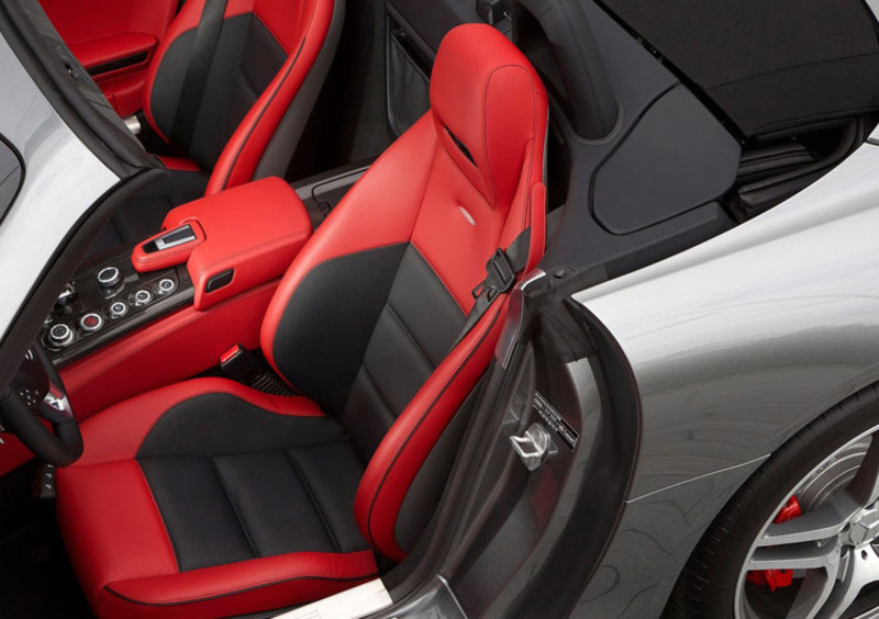 Mercedes-Benz SLS (2009-14) (62)
