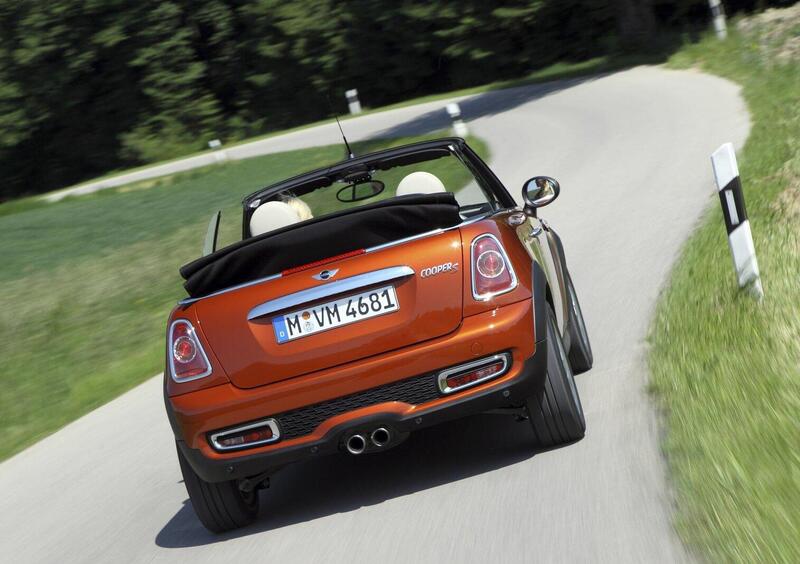 MINI Mini Cabrio (2009-14) (7)