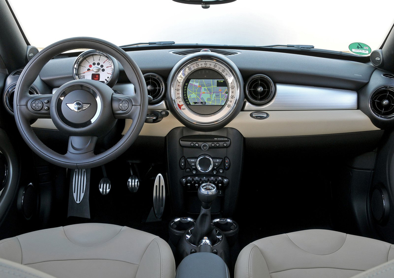 MINI Mini Coupé (2011-14) (24)