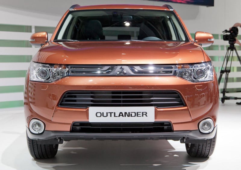 Mitsubishi Outlander (2012-22) (18)