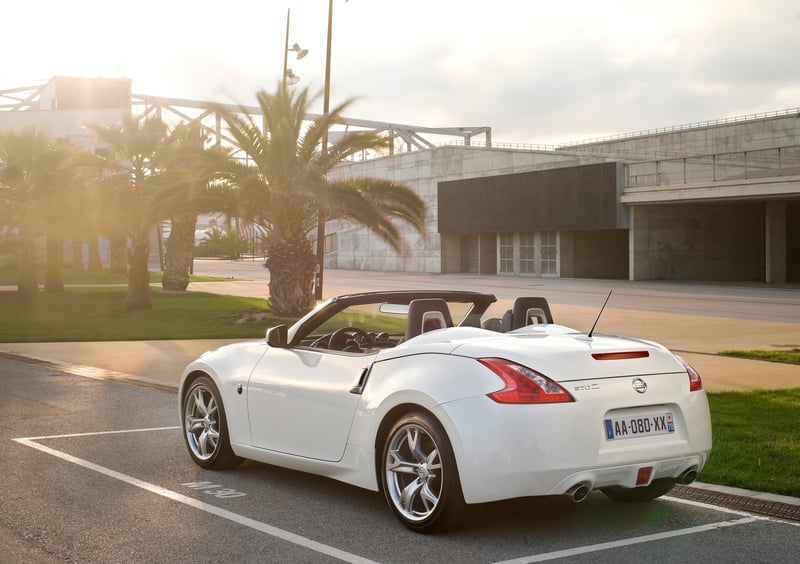 Nissan 370Z Cabrio (2010-20) (14)