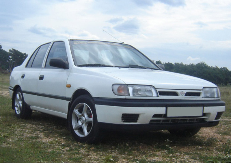 Nissan Sunny (1991-93)