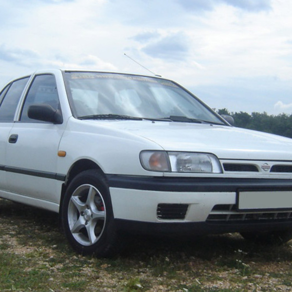 Nissan Sunny