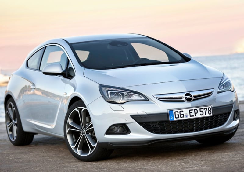 Opel Astra GTC (2011-18)