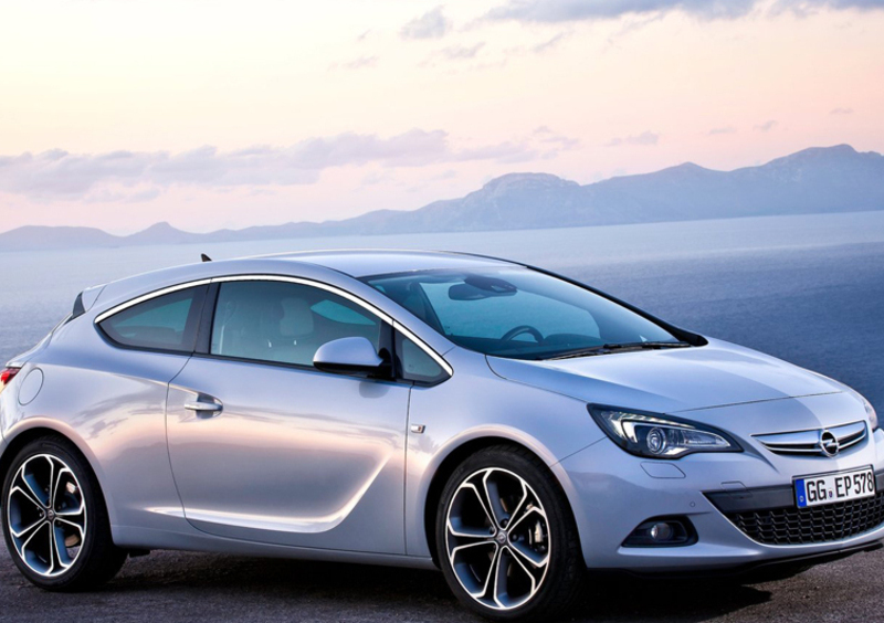 Opel Astra GTC (2011-18) (6)