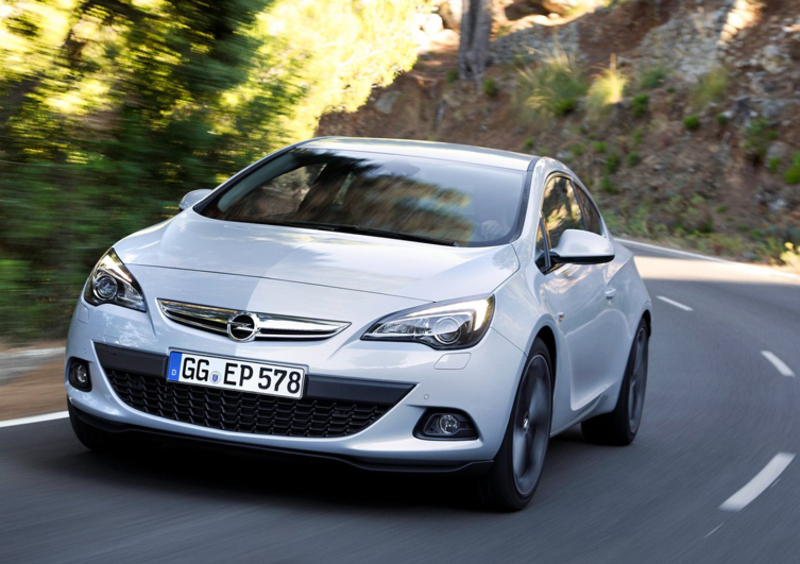 Opel Astra GTC (2011-18) (8)