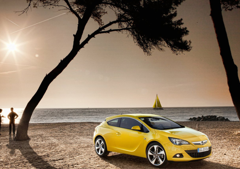 Opel Astra GTC (2011-18) (9)