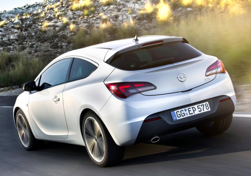 Opel Astra GTC (2011-18) (14)