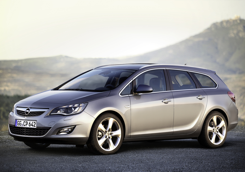 Opel Astra Station Wagon (2010-17) (2)