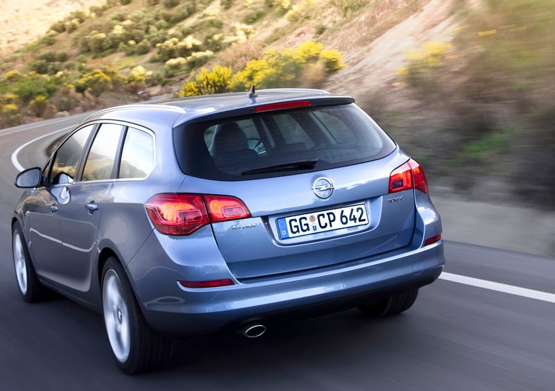 Opel Astra Station Wagon (2010-17) (6)