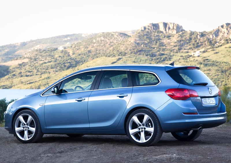 Opel Astra Station Wagon (2010-17) (7)