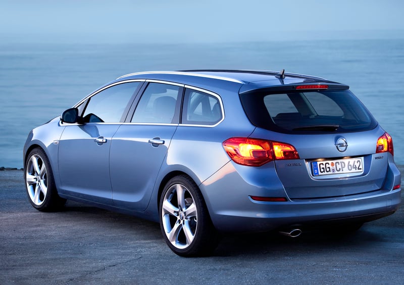 Opel Astra Station Wagon (2010-17) (8)