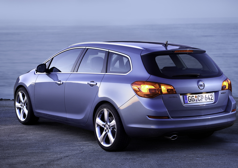 Opel Astra Station Wagon (2010-17) (8)