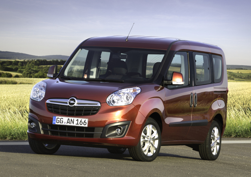 Opel Combo Tour (2012-18) (2)