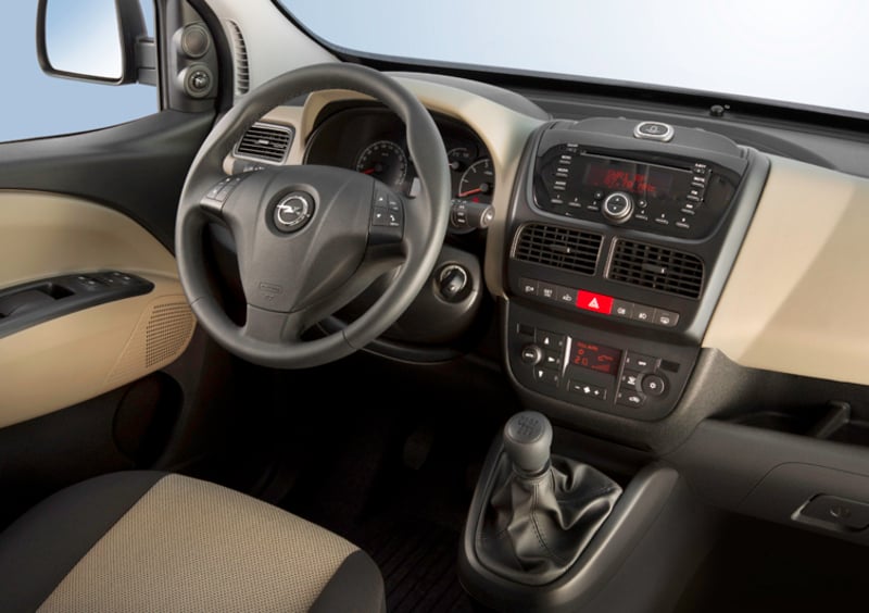 Opel Combo Tour (2012-18) (5)