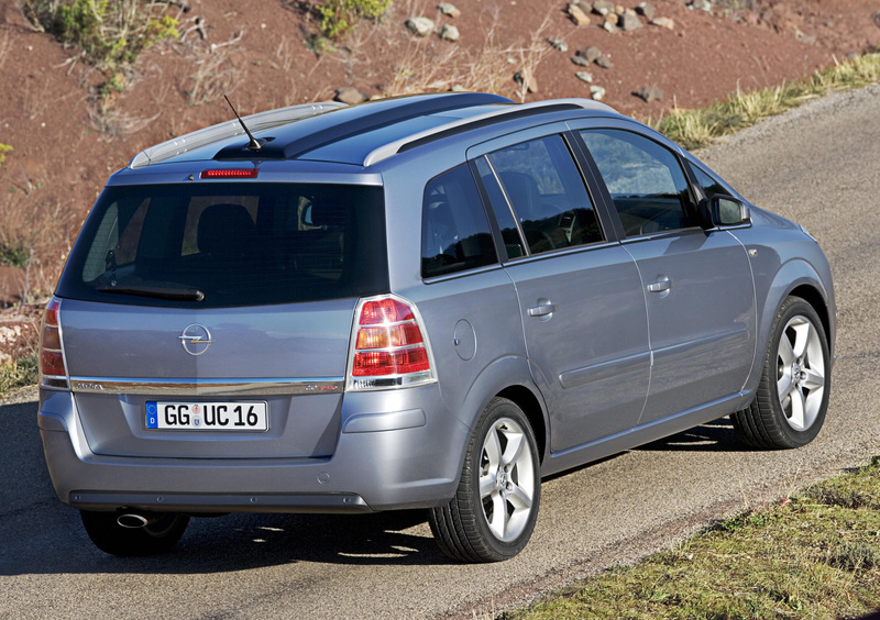 Opel Zafira (2005-15) (3)