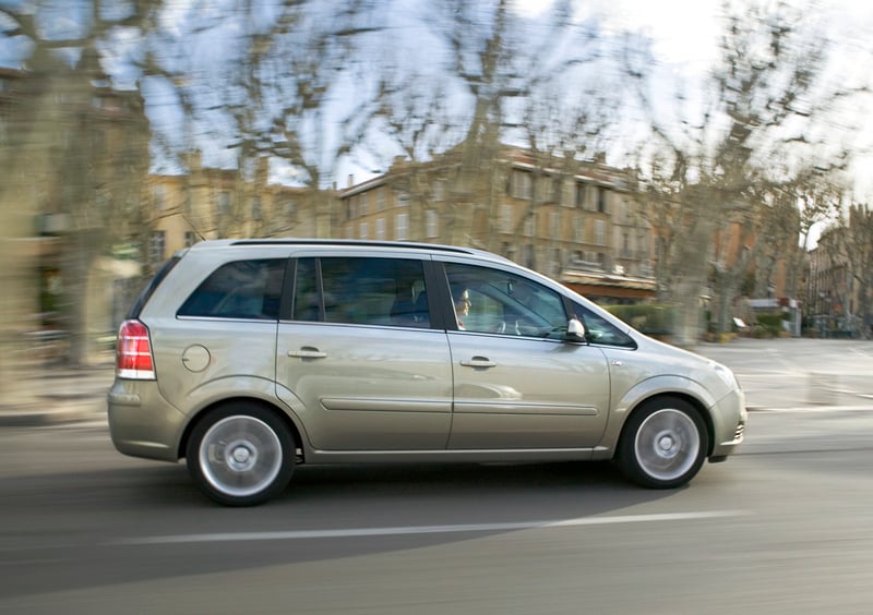 Opel Zafira (2005-15) (5)