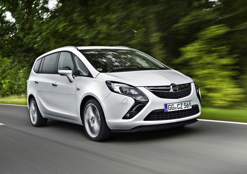 Opel Zafira Tourer (2011-16) (4)