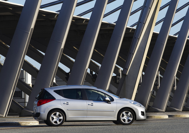 Peugeot 207 SW (2007-13) (6)