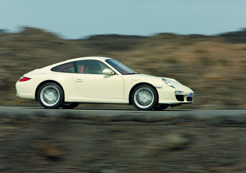 Porsche 911 Coupé (2004-11) (3)