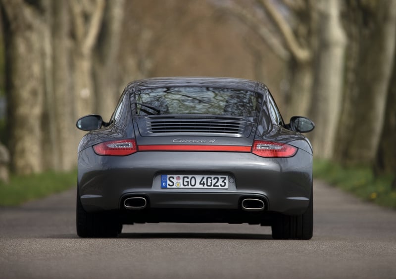 Porsche 911 Coupé (2004-11) (23)