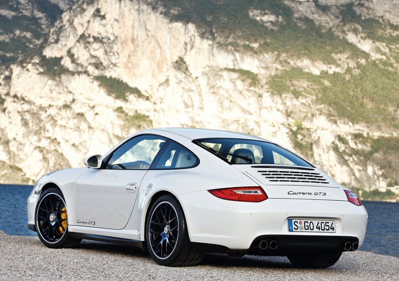 Porsche 911 Coupé (2004-11) (59)